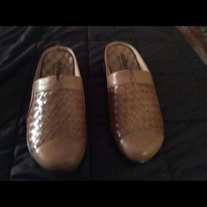 Softwalk San Marcos Clogs